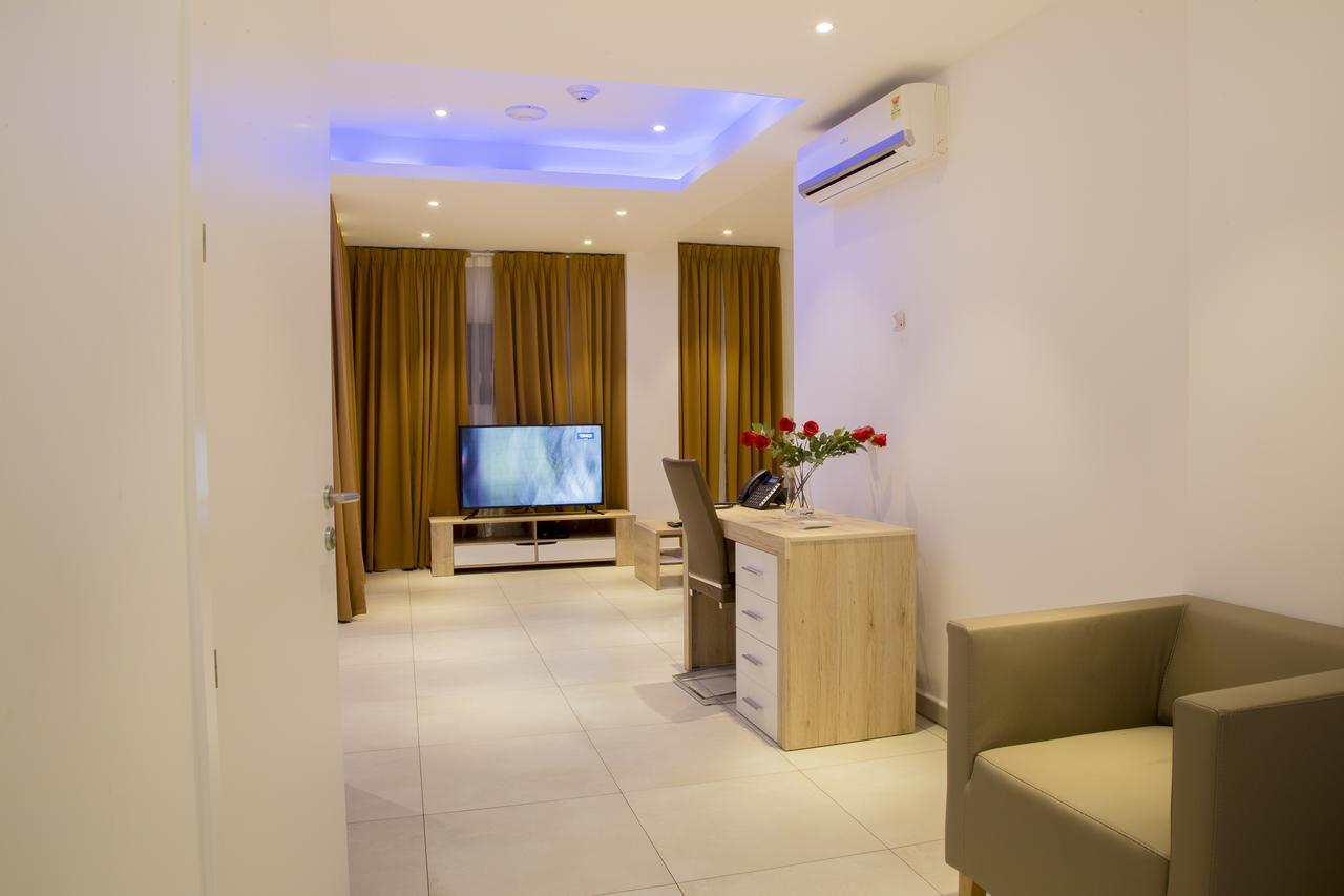 Suncity Hotel Apartment Accra Exteriör bild